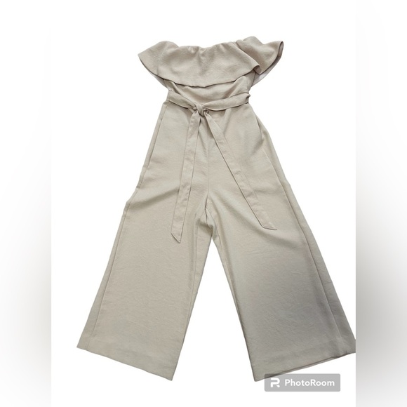 ARITZIA Babaton Blush Pink Strapless Neck Ruffle Detail Flutter Jumpsuit Size 00 - Picture 9 of 13